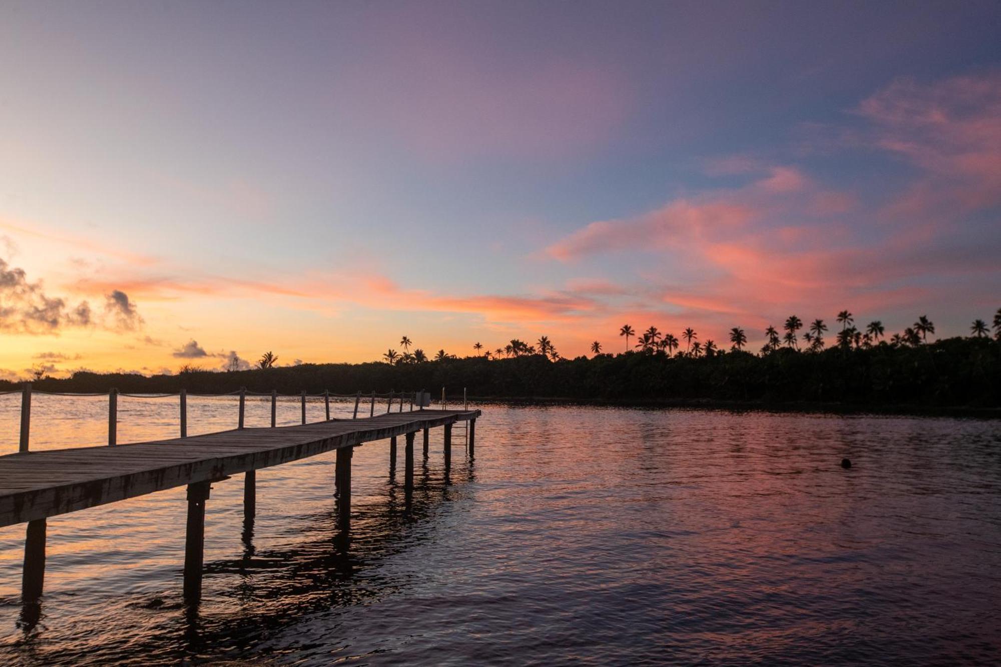 Avana Waterfront Apartments Rarotonga Exterior photo
