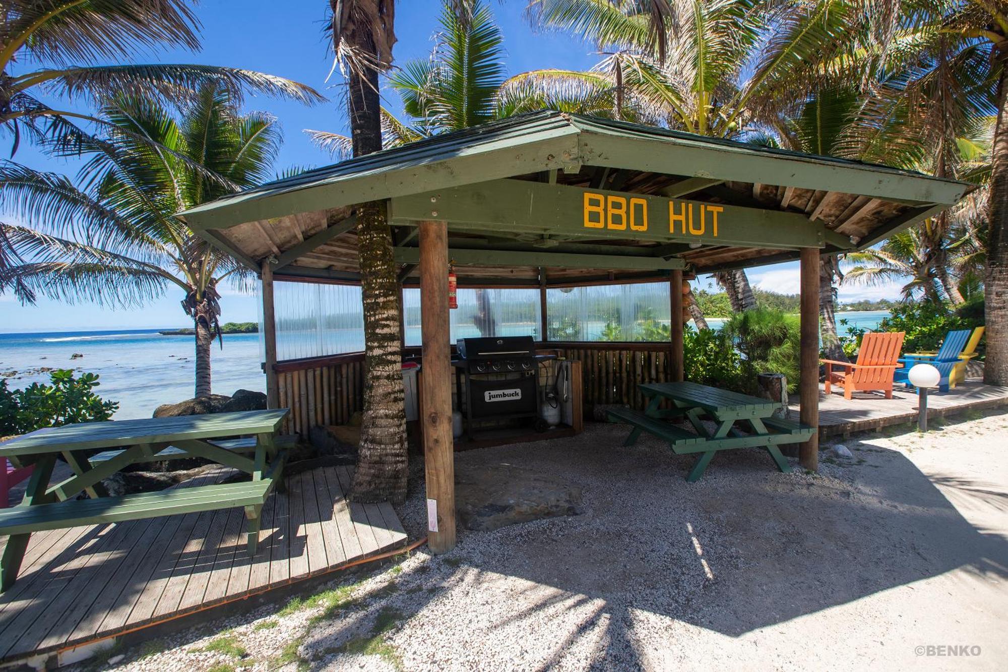 Avana Waterfront Apartments Rarotonga Exterior photo