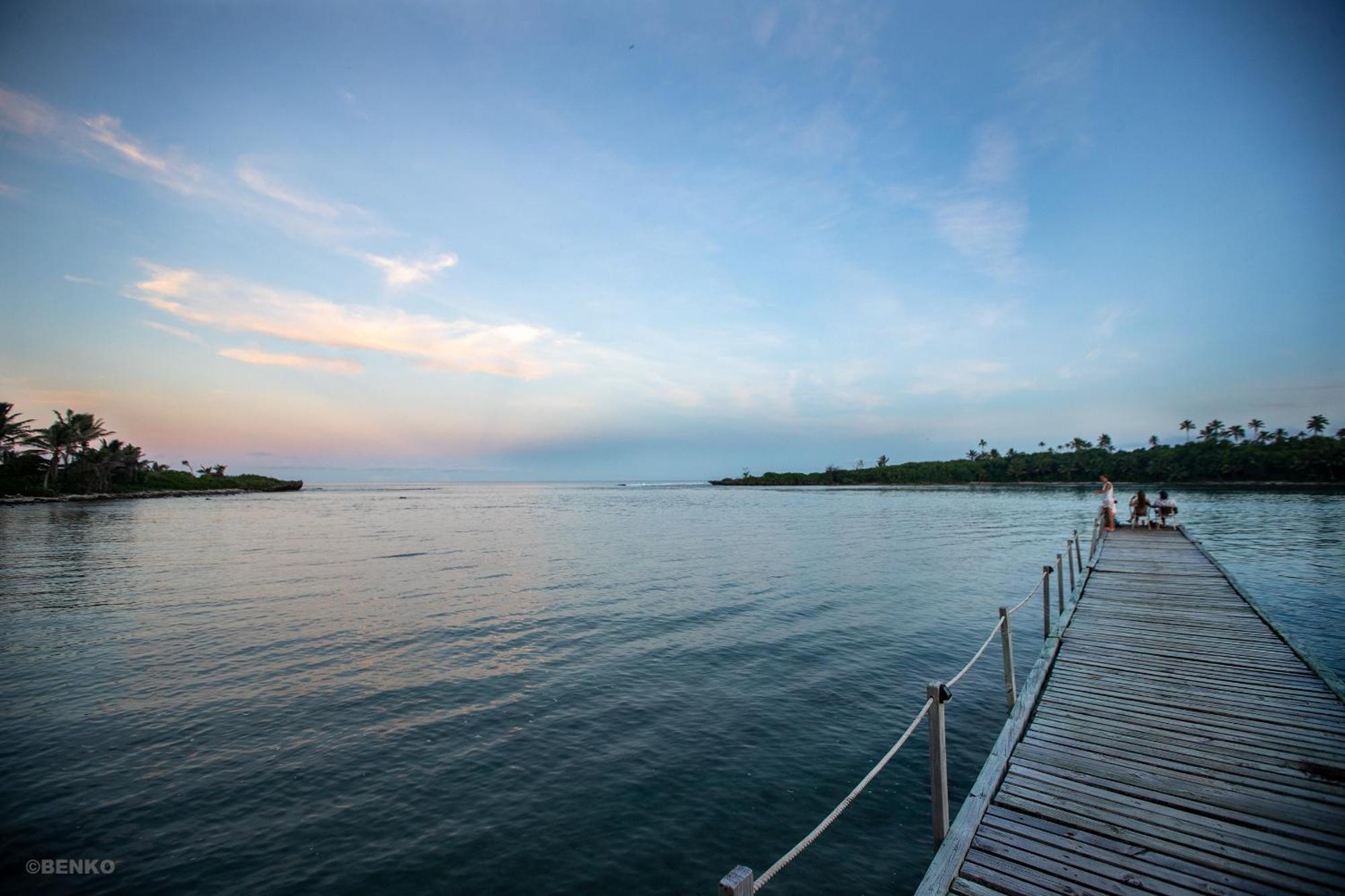 Avana Waterfront Apartments Rarotonga Exterior photo