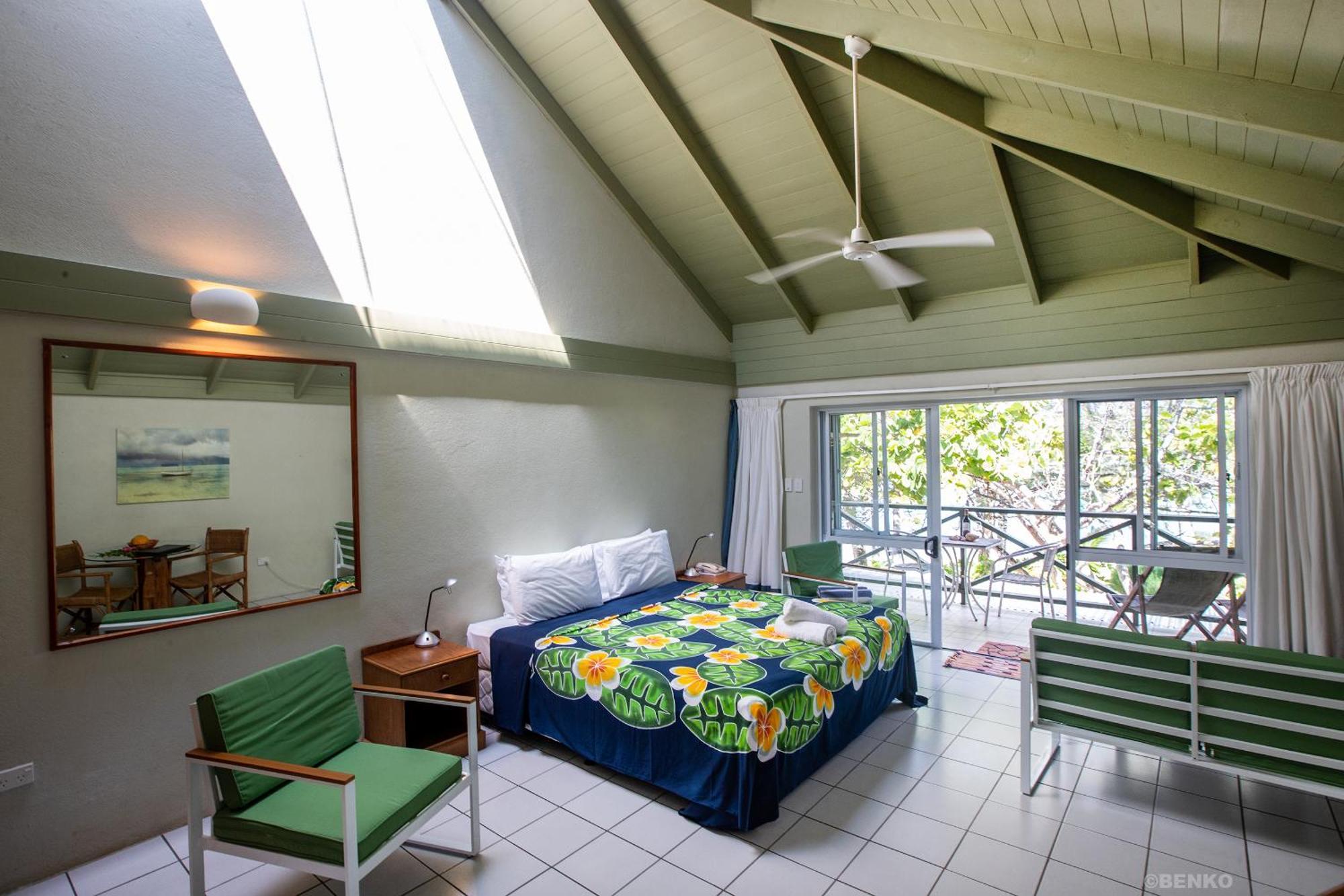 Avana Waterfront Apartments Rarotonga Exterior photo