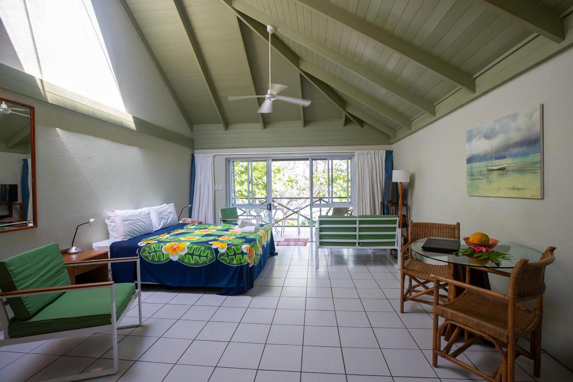 Avana Waterfront Apartments Rarotonga Exterior photo