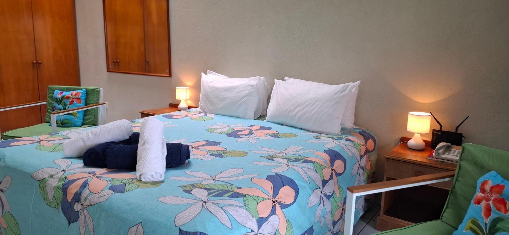 Avana Waterfront Apartments Rarotonga Exterior photo