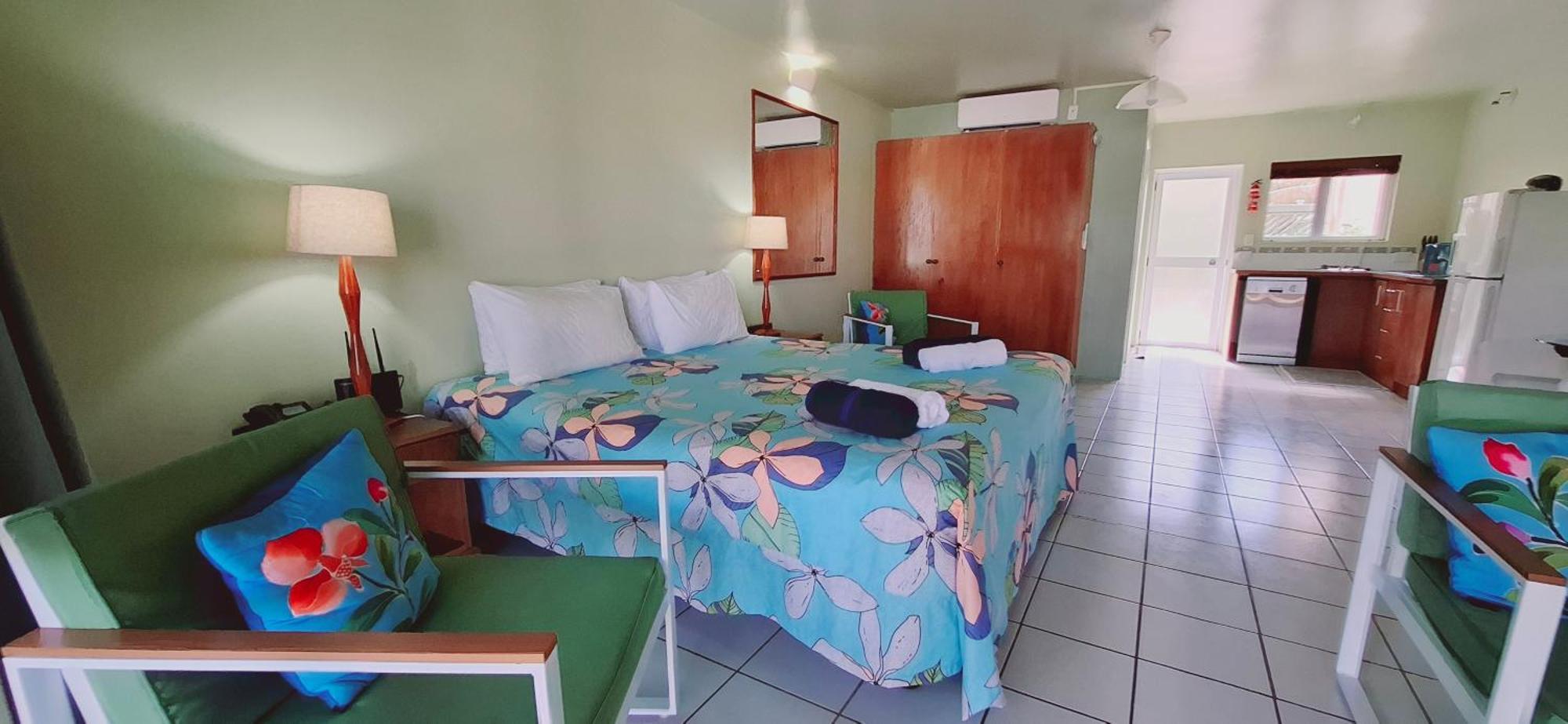 Avana Waterfront Apartments Rarotonga Exterior photo