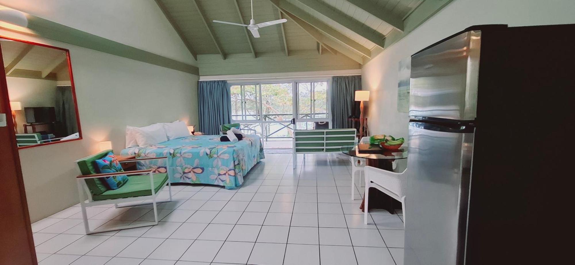 Avana Waterfront Apartments Rarotonga Exterior photo